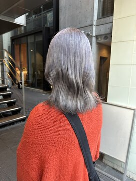 ロンド レア 天神大名店(Lond Le’a) 天神大名ダブルカラーケアブリーチハイトーンラベンダーシルバー