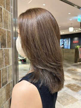 ピークアブー アヴェダ アトレ恵比寿(PEEK-A-BOO AVEDA) 王道ミディアム 大人可愛い 前上がり 前髪なし30代40代50代