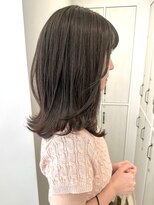 ガーデンヨコハマ(GARDEN YOKOHAMA)&nbsp;ミディアムレイヤーカットグレージュダークアッシュ透明感カラー