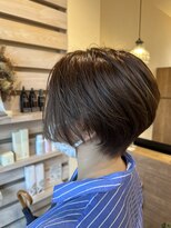 サロンドカスティーロ(salon de castillo)&nbsp;20代30代40代50代【軽やかショートボブ】