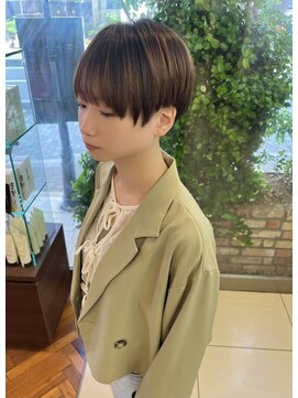 ファーレンピュアスウィート(fahren-pure-suite) ツーセクション刈り上げ