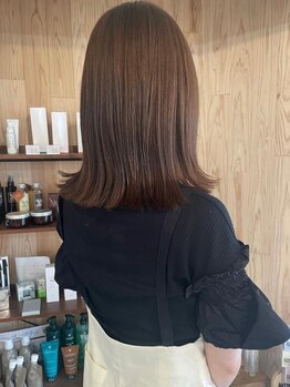 ラジット(L'AJITTO)の写真/大人女性のためのグレイカラー◇白髪をしっかり染めたい派も脱白髪染め派もどちらも”なりたい”を叶える。