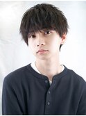 ツーブロック刈り上げなし"無造作シャープショート"