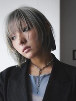 キャロルガーデンズ ボコカ 表参道(Carroll Gardens bococa) ボブ × 顔まわりレイヤー / グレーカラー