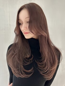 ロムーク 表参道(LOMKH) 小顔ロングレイヤーカット顔周り秋グレージュカラー透明感カラー