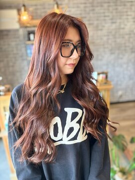 ウェリラバイハク(WeLila by haku) レイヤーカット/ボルドーカラー/カシスカラー