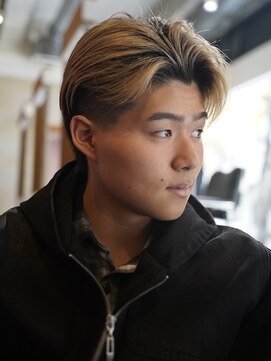 メリケンビューティーパーラー コウベ(MERICAN BEAUTY PARLOR KOBE) メンズセンターパート