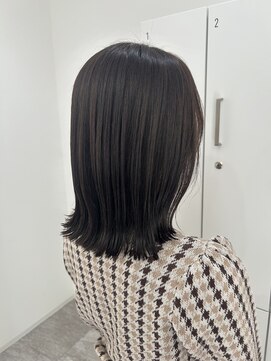 グラムヘアー(GLAM HAIR) アッシュカラー×外はねボブ