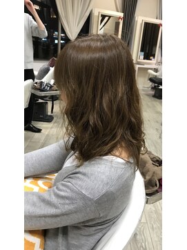 クレス 武蔵浦和店 【CLESC’寺岡志穂】肩はね解決します！耳からのゆるっとパーマ