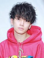 リップス 表参道店(LIPPS)&nbsp;スパイラルツイストパーマソフトツーブロック刈り上げ黒髪