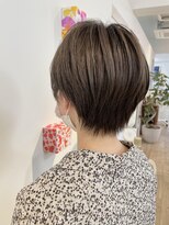 スピンヘアワークス(Spin Hair Works) 耳かけショート_ハイライト_グレー