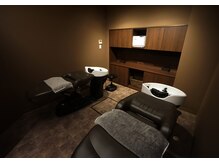 Head spa room