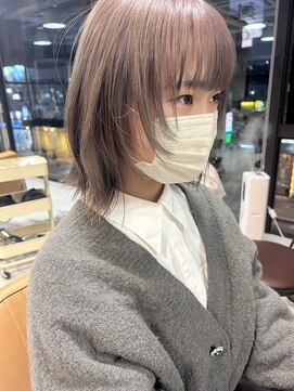 ヘアー アイス ルーチェ(HAIR ICI LUCE) ベージュカラー ブラウンベージュ ピンクベージュ 担当城倉