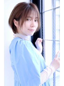 エールバイボヌール(Ere by Bonheur) ひし形シルエットのナチュラルショート