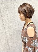 ショートボブ