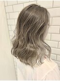 20代/30代/40代/大人可愛いミディアムレイヤー/グレージュ