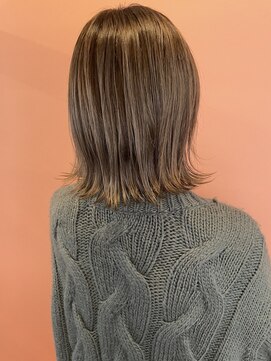 ソヨン いわき店(SOYON) 《SOYON》極細ハイライト×ミディボブ