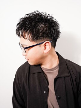 アルファ 新宿(alpha) フェザーパーマ/刈り上げセンターパート/サーフカール[新宿]