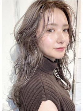 アンベリール 大名(Embellir) グレージュ