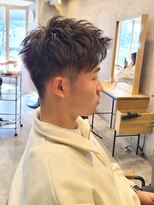 ヒート トウキョウ 目黒店(HEAT TOKYO)&nbsp;ツイスパセンターパートマッシュ波巻きダウンパーマメンズ目黒