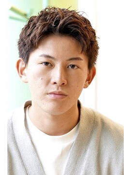 にもう ナチュラルスパイキーショート