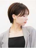シースルーバング耳掛けショート×艶ストレート