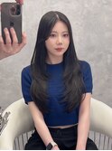 ブルーブラック/韓国ヘア/レイヤーカット/ハッシュカット/暗髪