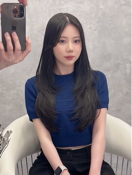 ヴェイナゴヤ(VEYY. nagoya) ブルーブラック/韓国ヘア/レイヤーカット/ハッシュカット/暗髪