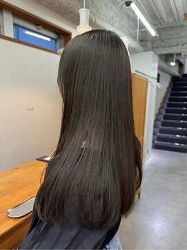 ニール シトロン 名古屋 伏見 丸の内(NEELU citron) 【NEELU_take】ツヤツヤサラサラ質感のオリーブグレージュ