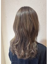 シロノハコ(SHIRO no HAKO)&nbsp;セミロング