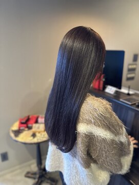 メゾン アヴァロ(Maison Avallo) ツヤ髪大人アッシュブラウン