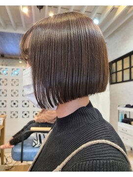 コスメポット(Cosmepot) ブリーチハイライトカラーミルクティーベージュレイヤーカット