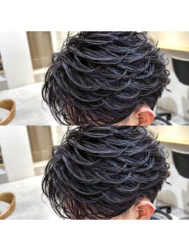 アイトーキョープラスシー 横浜(AI TOKYO+Sea) 横浜/高島町/フェザーパーマ/毛流れパーマ/センターパート