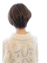 レウナ 外苑前(Reuna)&nbsp;３０代・４０代に人気シルエットが綺麗なショートスタイル