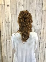 ヘアースペース ムーン(Hair Space MOON) 結婚式やパーティー イベントのヘアセットはムーン岡山にどうぞ