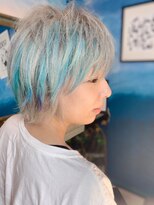 アスイン(asuin)&nbsp;ホワイトカラーとコバルトブルー