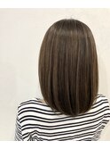 ナチュラルベージュカラー