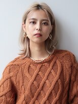 大人かわいい外はね鎖骨ミディアムミストバング20代30代40代50代