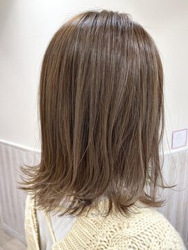 ネオリーブソラ 相模大野店(Neolive sola) 白髪ぼかしハイライト◎まろやかベージュ