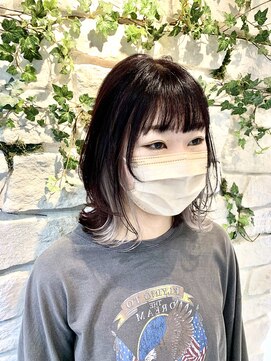 シャル 辻堂(shalu) ぱっつんウルフ×インナーペールグレージュ