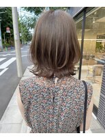 ナナローネス(nana loness)&nbsp;レイヤーボブ　ミディアムレイヤー　レイヤーカット　くびれボブ