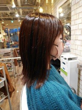 アエラスラナ 相模大野(Aeolus Lana) ツヤ髪ストレートスタイル