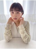 艶髪グレージュカラー×大人可愛い 耳掛けシンプルショート