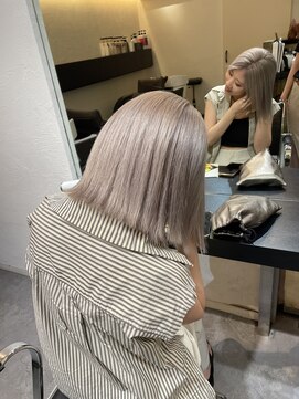 マリーチ(marici) Pearl white