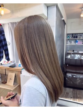 ラグズ 茅ヶ崎(LAGUZ) 柔らかミルクティーベージュ×うる艶質感の髪質改善♪