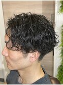 デルフィーノヘアーの波巻きアップバング