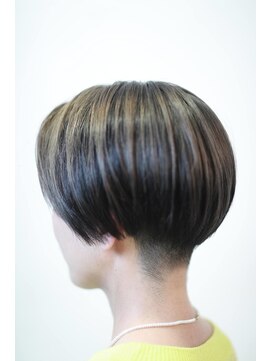 ノンスタイルノンコンセプト 美容室(Nostyle‐Noconcept) ツーブロックショート＆ハイライト