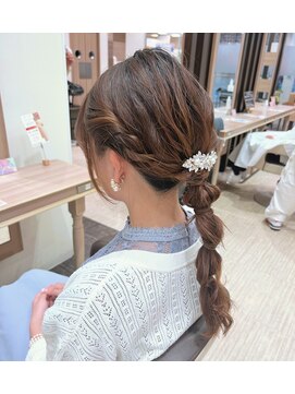 アッシュ 八王子みなみ野店(Ash) 編みおろしヘアセット