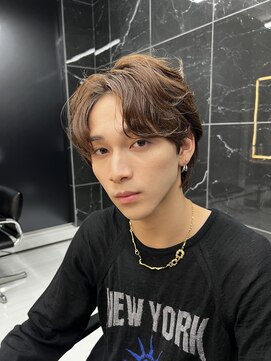 サイン 渋谷(SIGN) メンズセンターパートミディアムカルマパーマボブマッシュウルフ