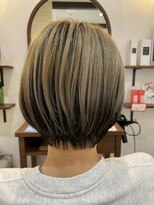 ヴィアンカ(Vianca)&nbsp;アンブレラカラー×ショートボブ